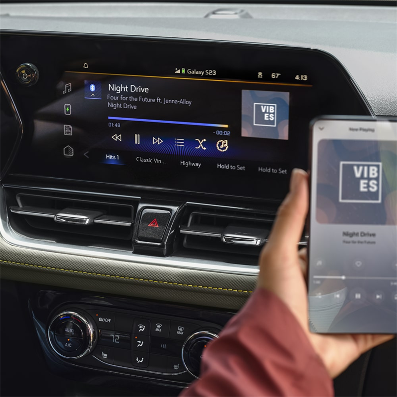 The 11-inch infotainment touchscreen inside the Chevrolet Trailblazer cabin